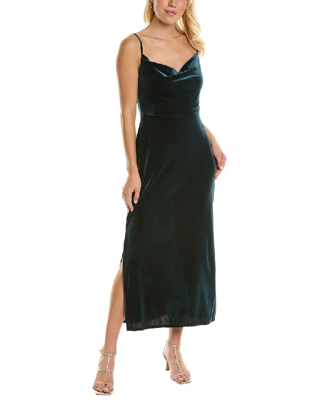 Take Advantage Taylor Stretch Velvet Maxi Dress