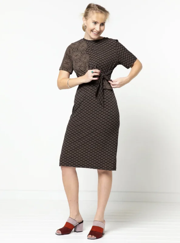Flash Deals Style Arc Astoria Knit Dress