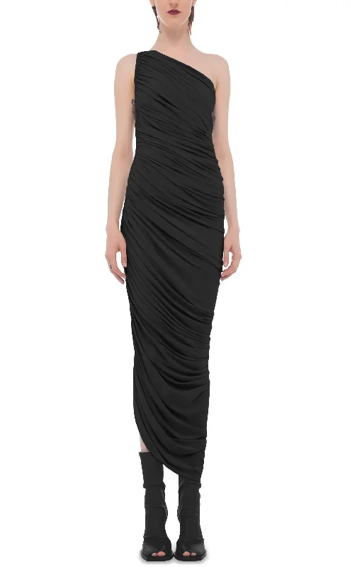 Special Discount Diana Gown in Black