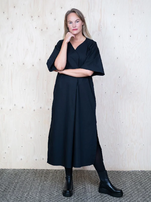 Discount Extravaganza The Assembly Line Kaftan Dress