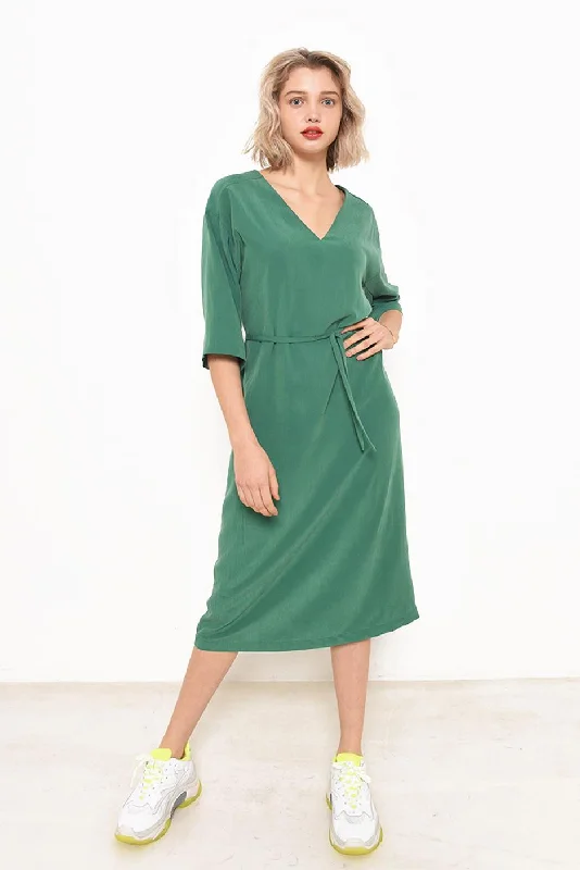 Act Fast Fibre Mood Violet Dress