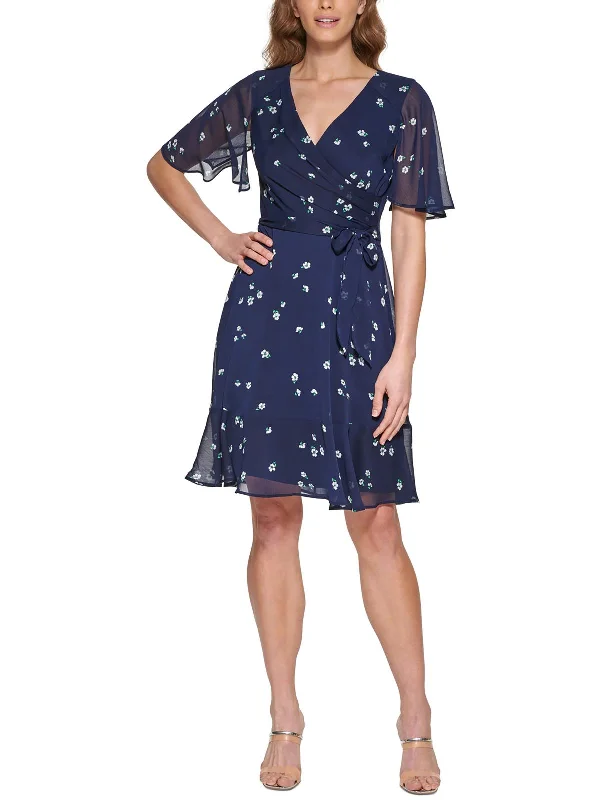 While Supplies Last Womens Floral Print Knee Length Fit & Flare Dress