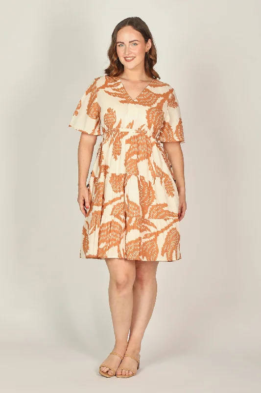 Members Only Iris Adjustable Waist Dress in Desert Palms