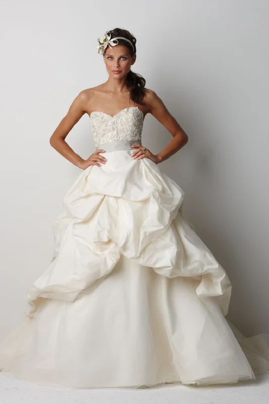 Hurry In Watters Belmont-8058B