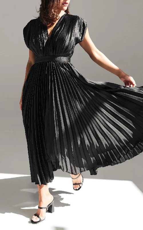 Can't Miss Naomi Maxi Dress - Black