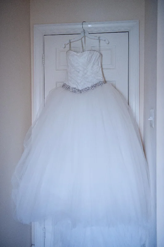 Online Exclusive Vera Wang WVW351007
