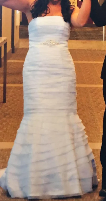 Markdown Madness David's Bridal KP3135 - ACCESSORIES INCLUDED