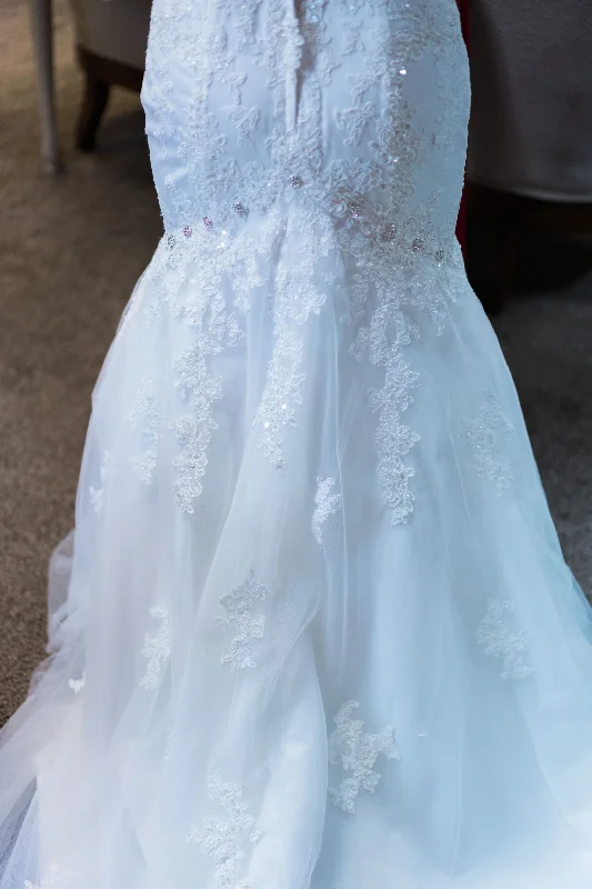 Final Clearance David's Bridal Jewel/ V3761