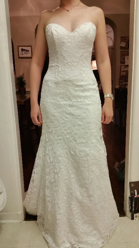 Overstock Other Sweetheart Ivory Lace Gown
