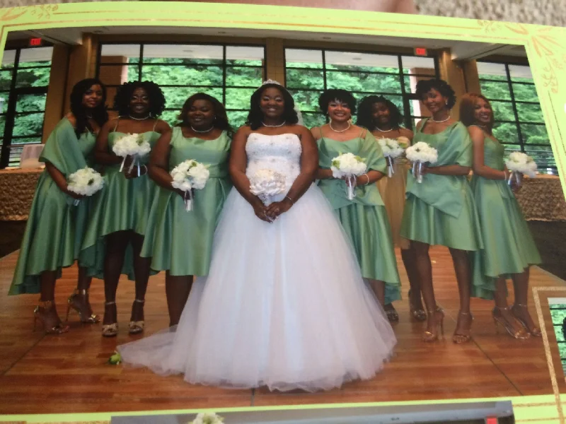 Must-Have Deals David's Bridal Jewel Tulle Plus Size Wedding Dress with Beading