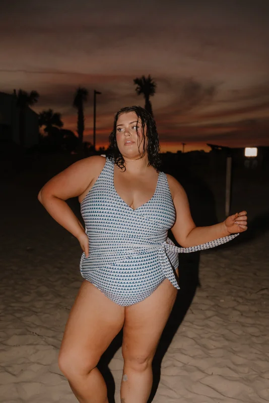 Can't Be Beat Palm Beach One Piece | Navy Wave
