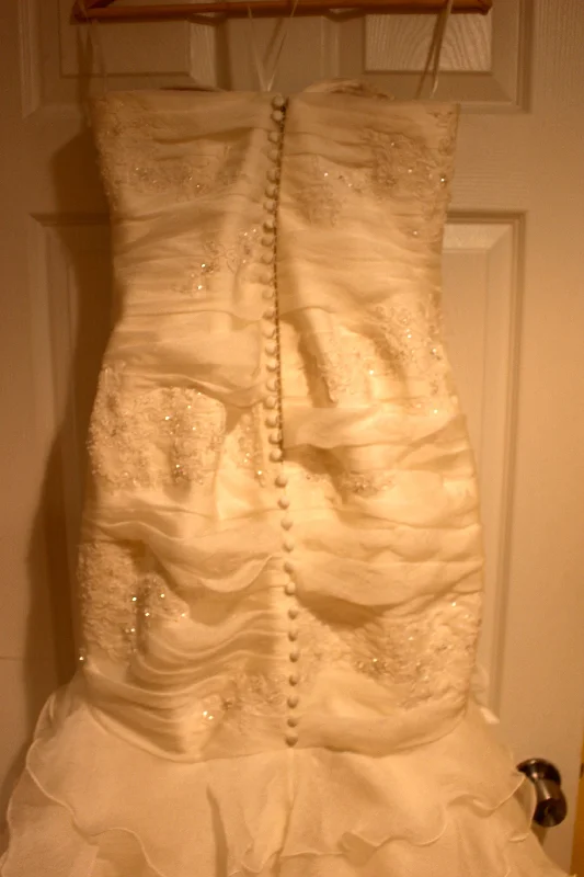 Value Deals Pronovias San Patrick 1964