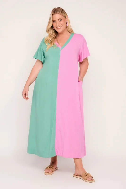 Amazing Deals Tamryn Dress in Duo Delight