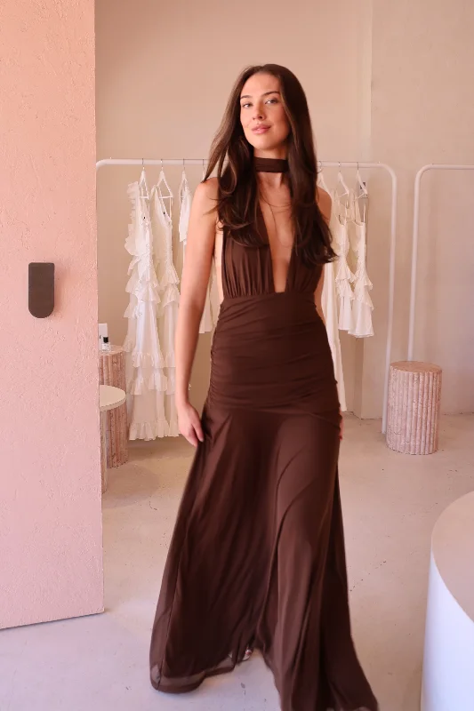 Huge Savings By Nicola Fiesta Halterneck Maxi Dress in Chocolate