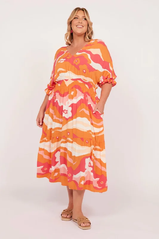 Blowout Deals Cherry Blossom Dress in Solene Pink
