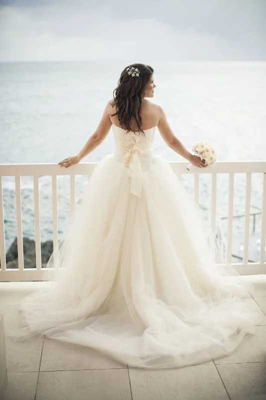 Doorbuster Deal Vera Wang IG029 Tulle