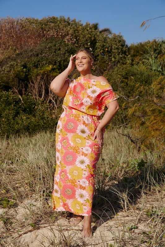 Clearance Sale Alice Linen Maxi Dress in Vienna