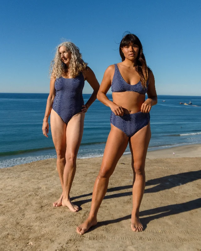 Big Discounts Brasilia High Waist Bikini Bottom - Magma