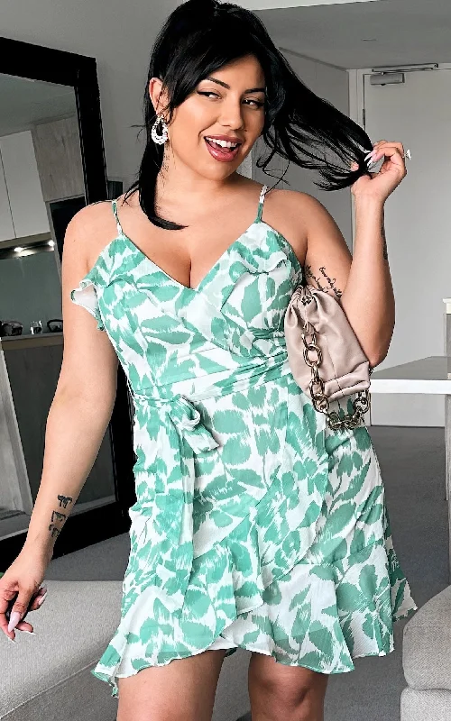Weekend Deal Amario Mini Dress - Green Floral