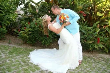 Hurry In Pronovias Adela